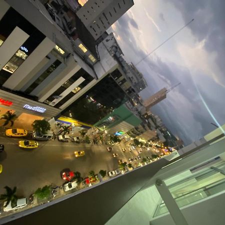 Ncg Suite Centro جواياكيل المظهر الخارجي الصورة