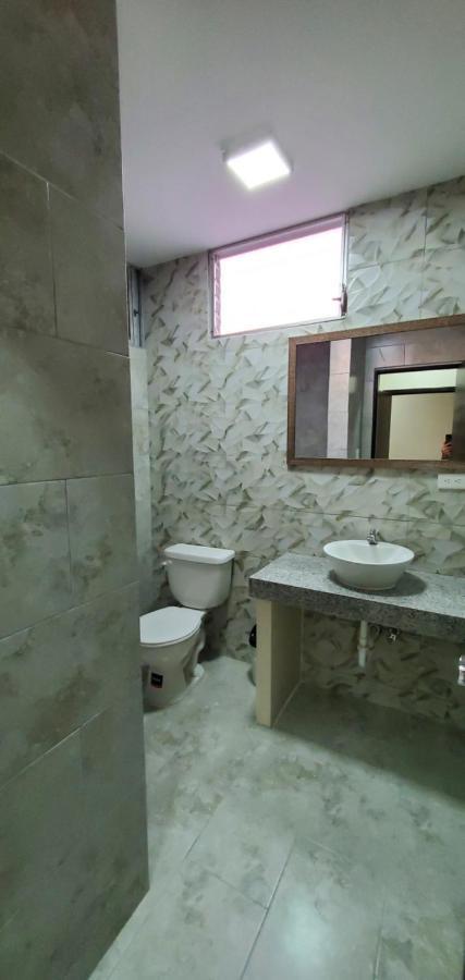 Ncg Suite Centro جواياكيل المظهر الخارجي الصورة