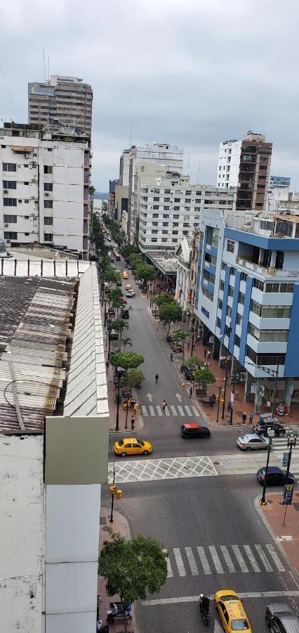 Ncg Suite Centro جواياكيل المظهر الخارجي الصورة