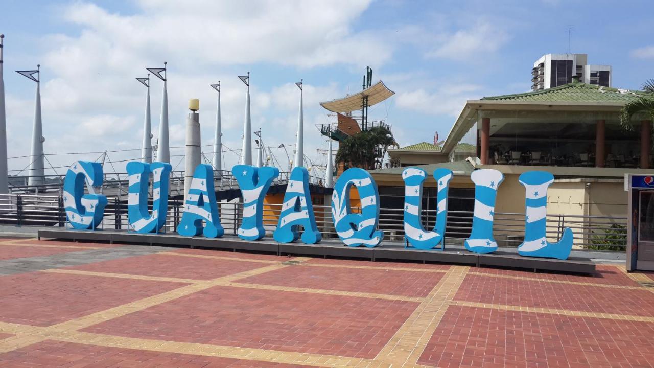 Ncg Suite Centro جواياكيل المظهر الخارجي الصورة